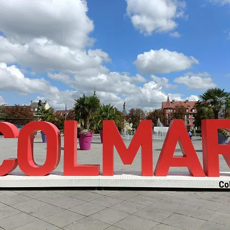 2/3 Personnes -parking & Wifi Gratuit Colmar